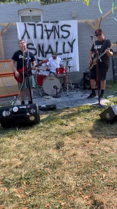 snallyfest concert performance