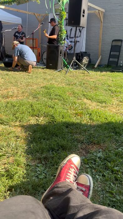 snallyfest concert performance